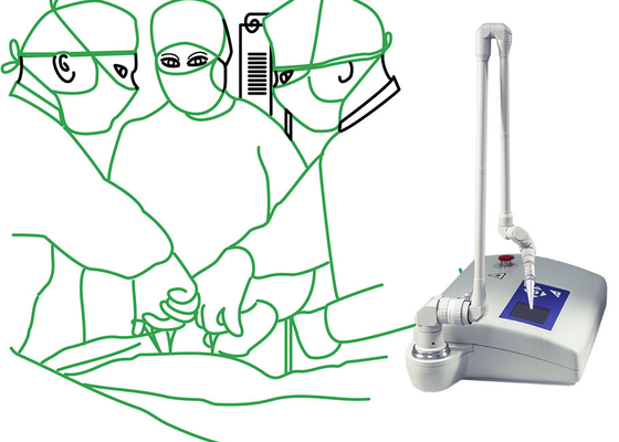 Κτηνιατρική χειρουργική φορητή 15W λέιζερ του CO2 κλασματική δύναμη 110cm μηχανών ακτίνα εργασίας